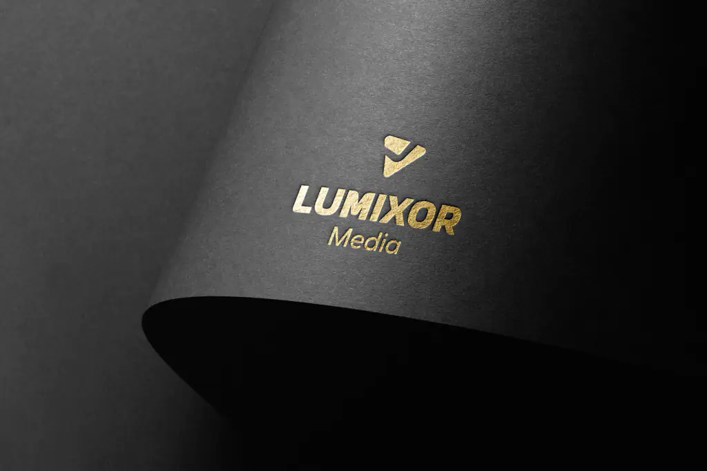 Lumixor Media: gold on black